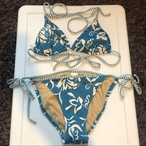 JCREW - Swimsuit - Hawaiian Flower Print